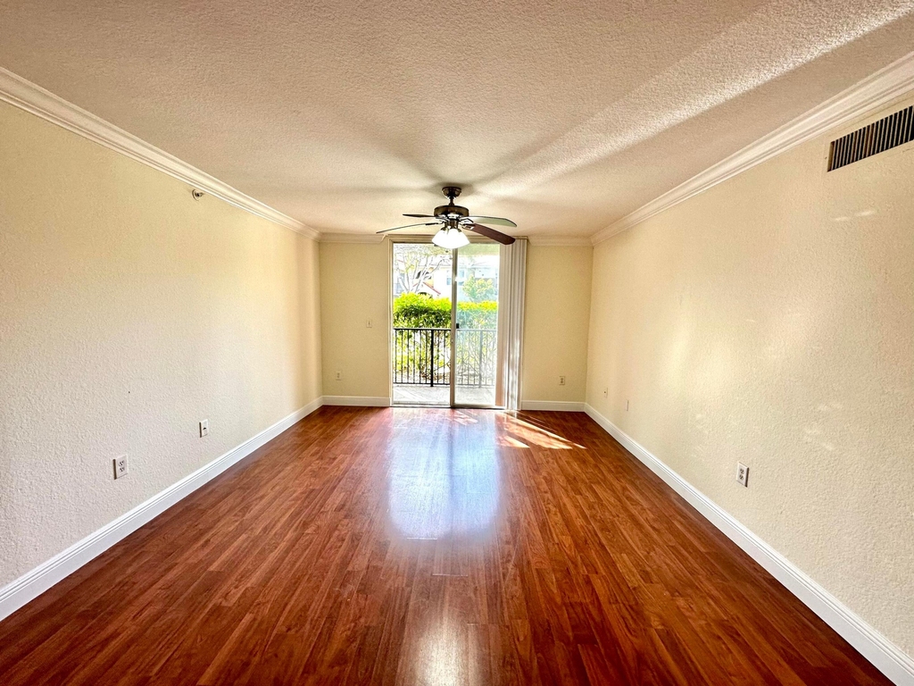 15135 Michelangelo Boulevard - Photo 16
