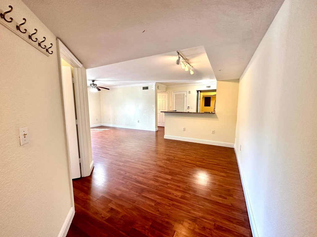 15135 Michelangelo Boulevard - Photo 15