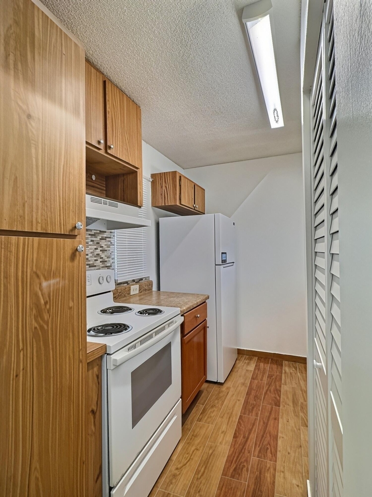 889 Twin Lakes Drive - Photo 9