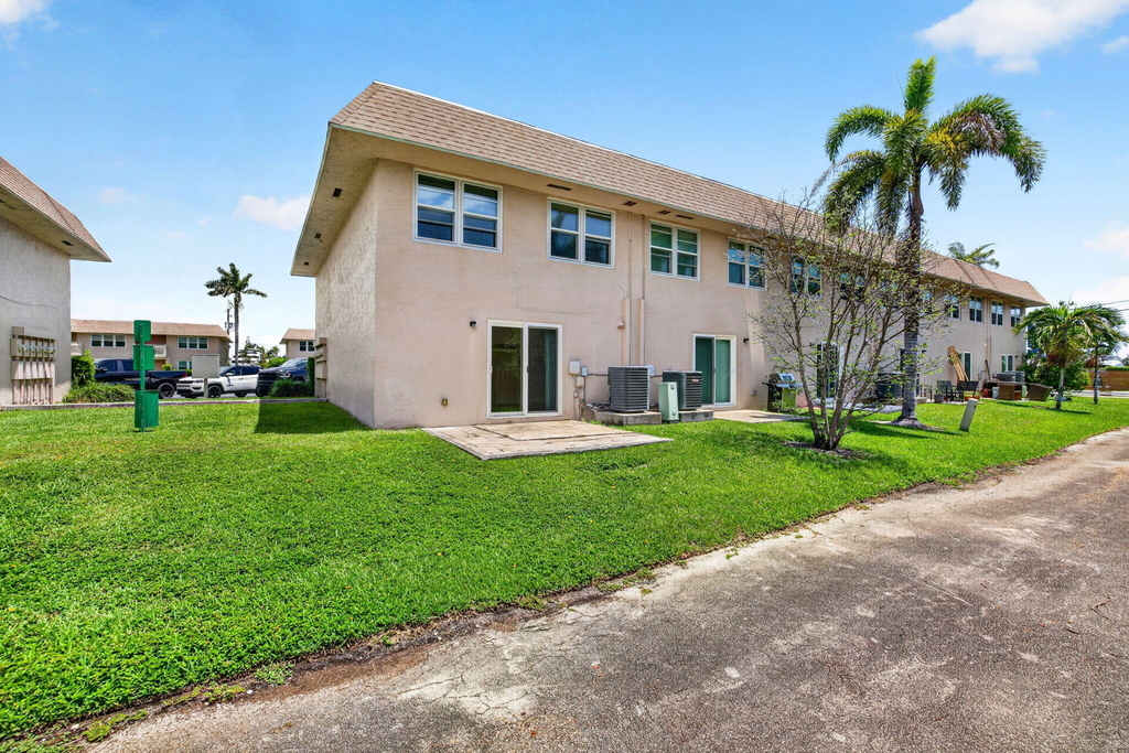337 Gulfstream Road - Photo 16