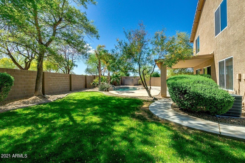 1347 E Rolls Road - Photo 25