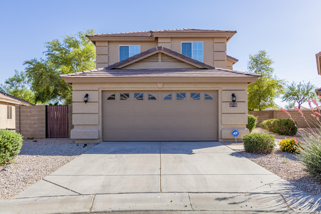 1347 E Rolls Road - Photo 1