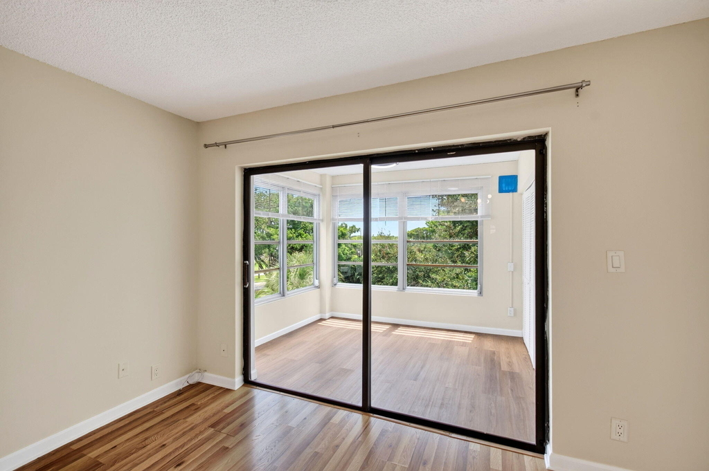 9440 Sw 8th Street - Photo 20