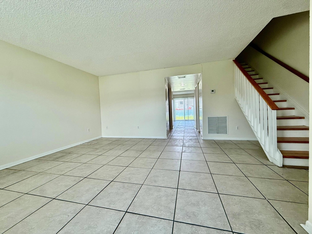 343 Gulfstream Road - Photo 4