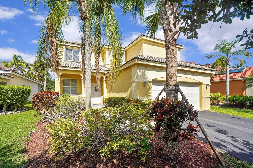 1457 Banyan Way - Photo 6