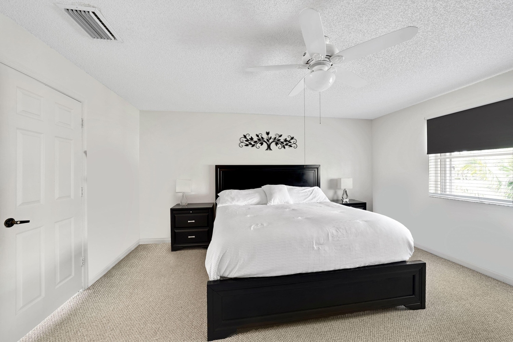 1457 Banyan Way - Photo 13
