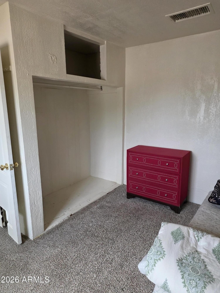 639 N Phoenix Street - Photo 16