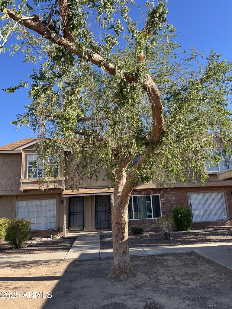 5819 N 59th Drive - Photo 16
