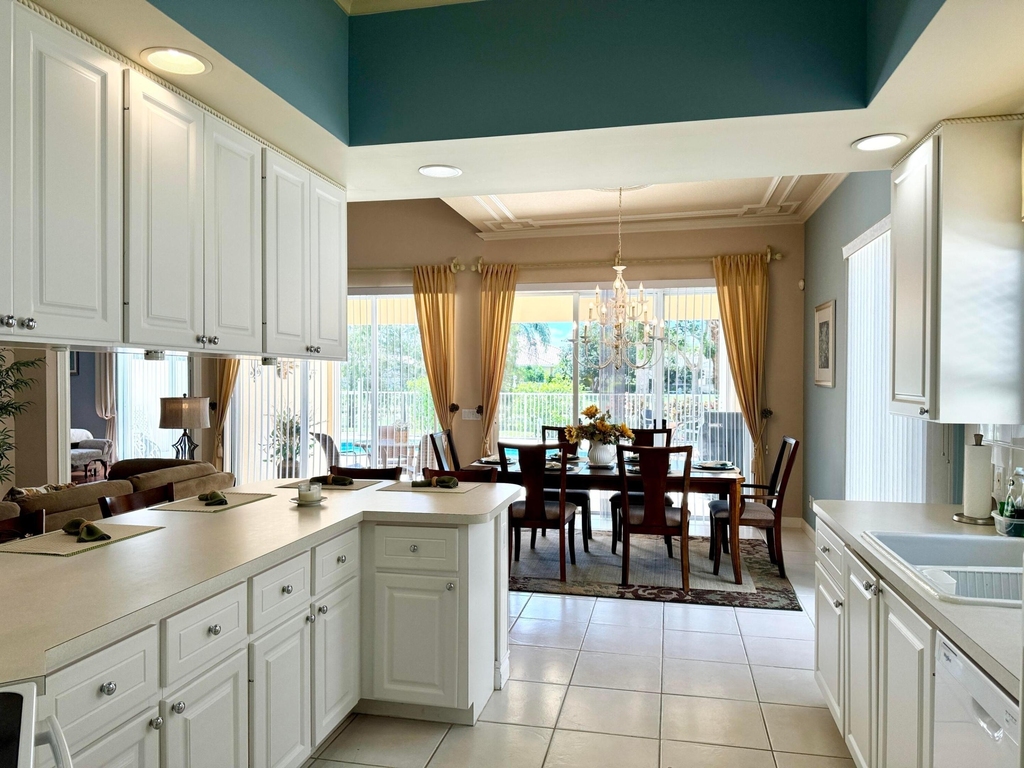 8262 Dominica Place - Photo 11