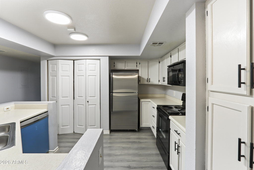 1331 W Baseline Road - Photo 10