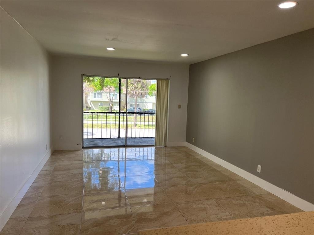 8060 N Colony Circle N - Photo 7