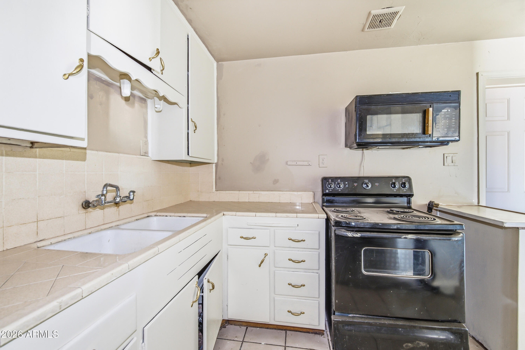 6532 N 19th Drive - Photo 9