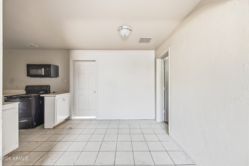 6532 N 19th Drive - Photo 5