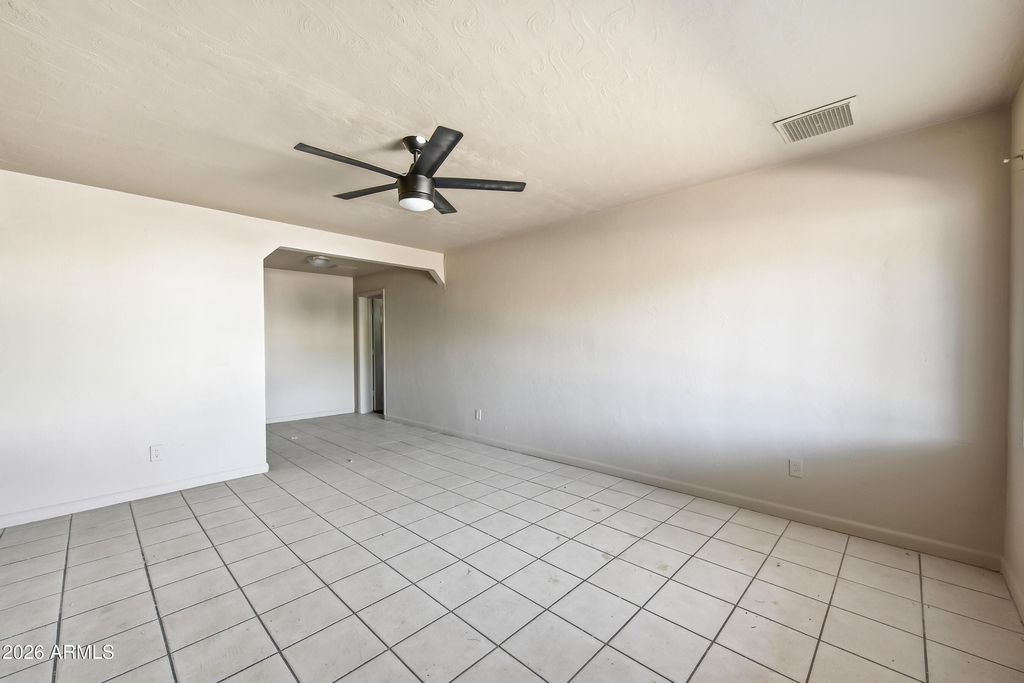 6532 N 19th Drive - Photo 4
