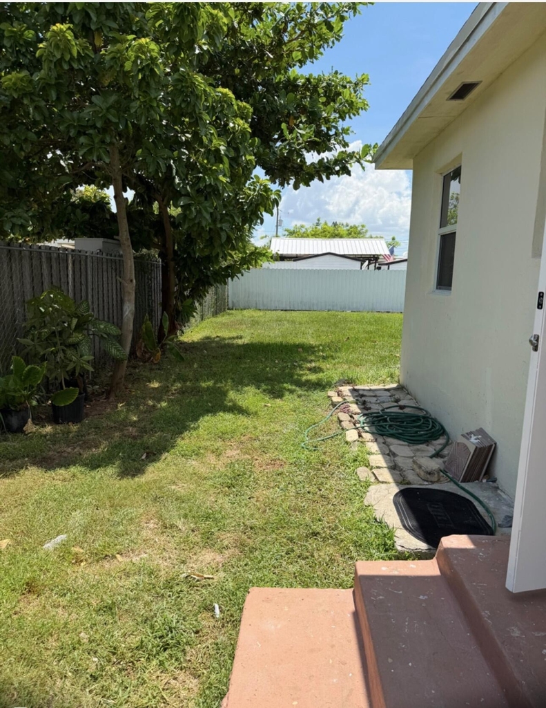 10480 Sw 181st Terrace - Photo 12