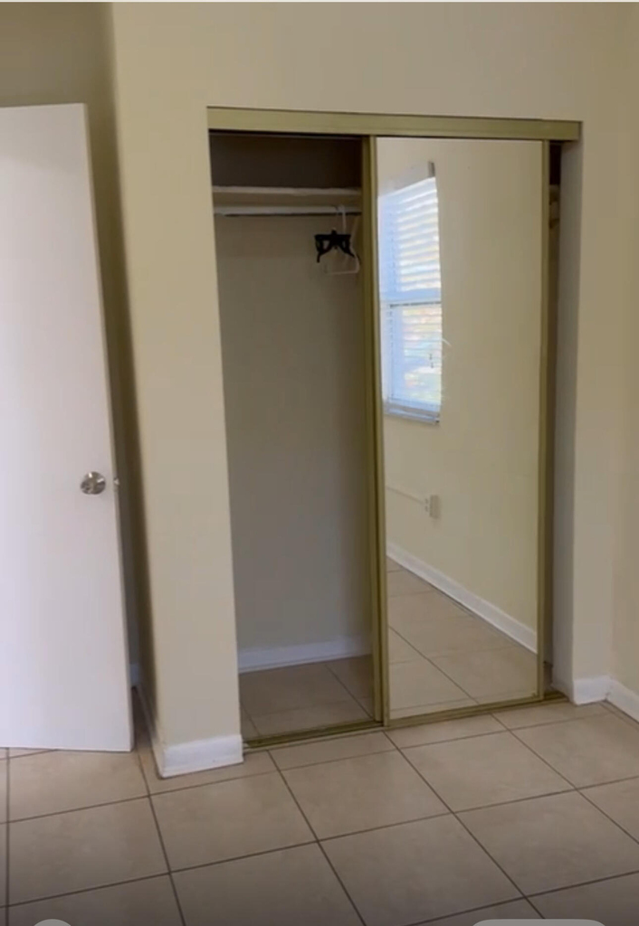 10480 Sw 181st Terrace - Photo 5