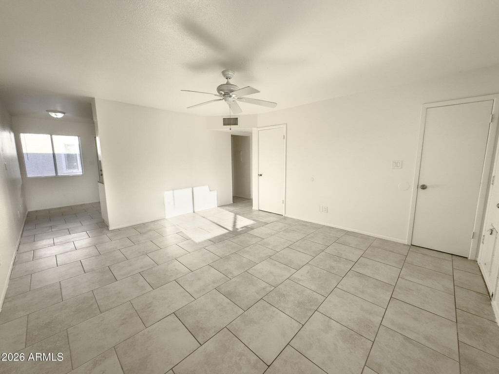 308 E Vogel Avenue - Photo 11