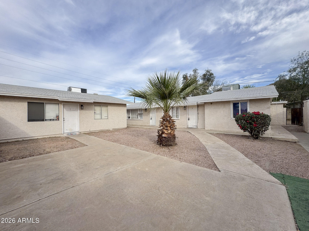 308 E Vogel Avenue - Photo 5