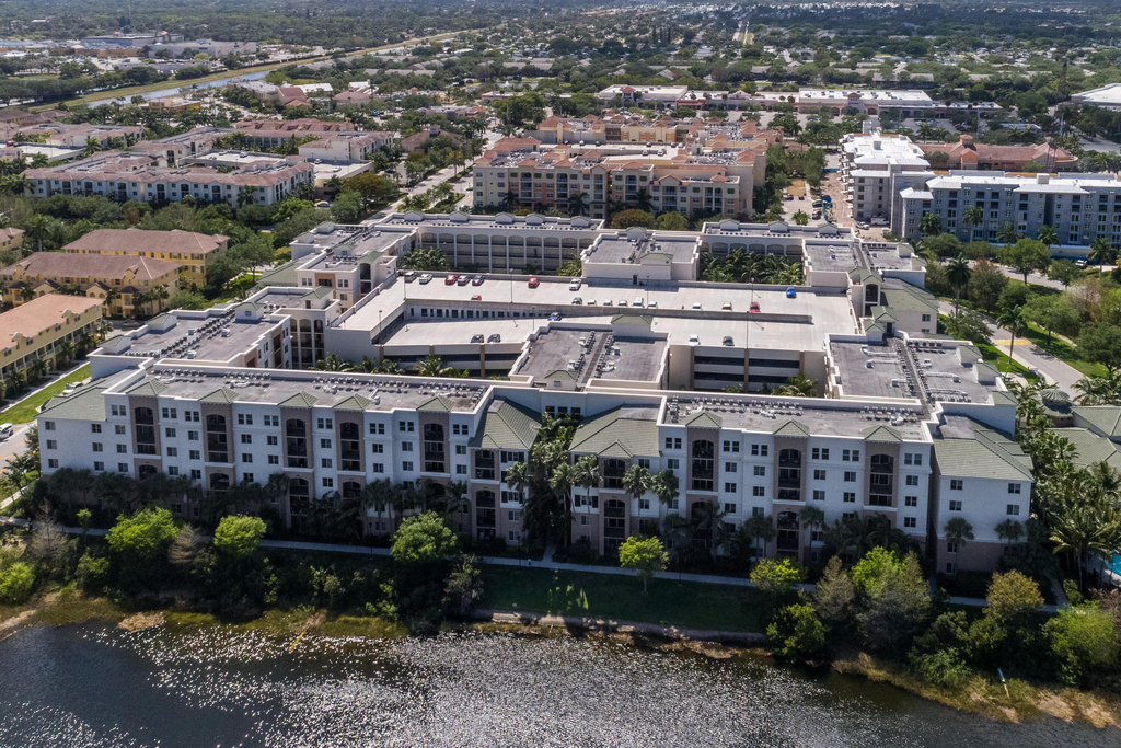 1660 Renaissance Commons Boulevard - Photo 40