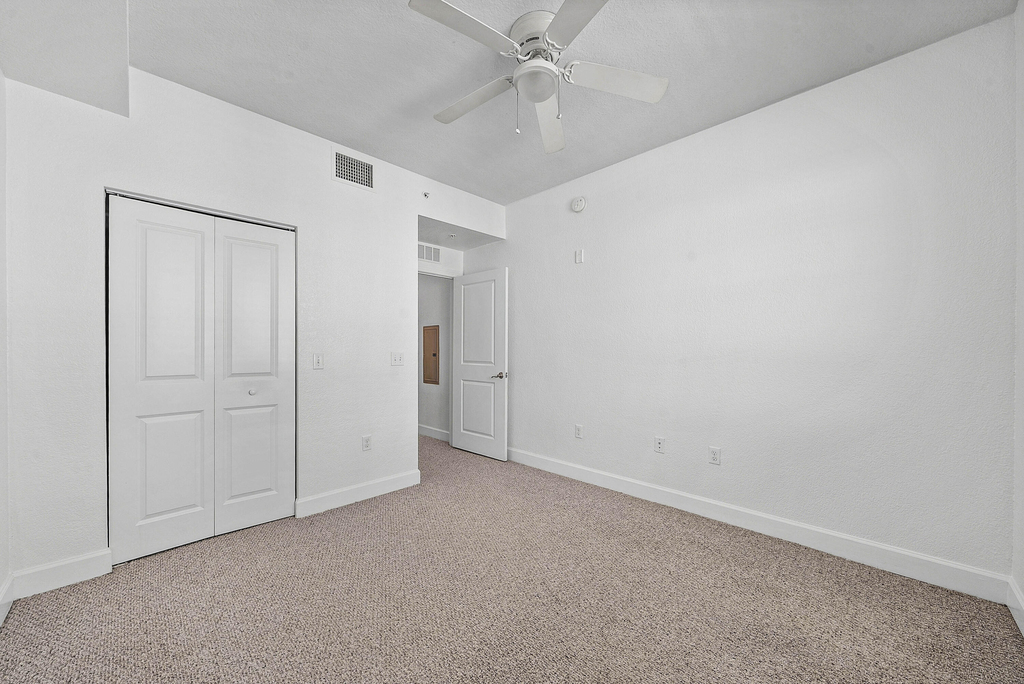 1660 Renaissance Commons Boulevard - Photo 24