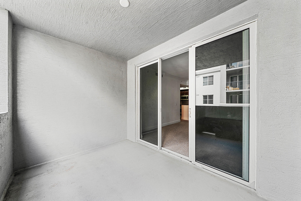 1660 Renaissance Commons Boulevard - Photo 22