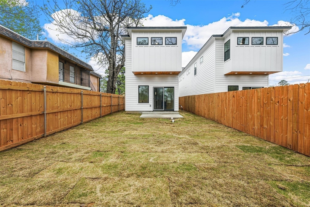 2507 Birmingham Avenue - Photo 24