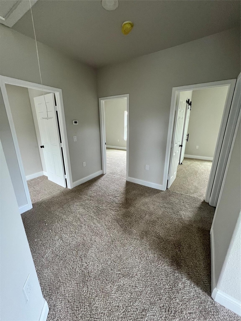 210 Mineral Wells Street - Photo 10