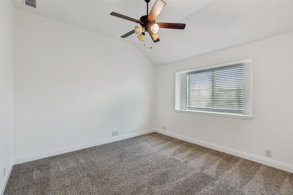 500 Cottage Place - Photo 23