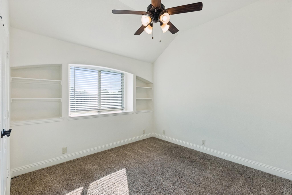 500 Cottage Place - Photo 26