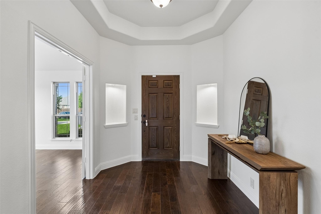500 Cottage Place - Photo 3