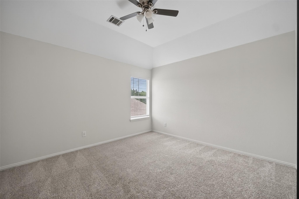 1203 Rainforest Lane - Photo 32