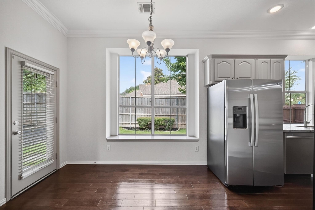 1203 Rainforest Lane - Photo 14