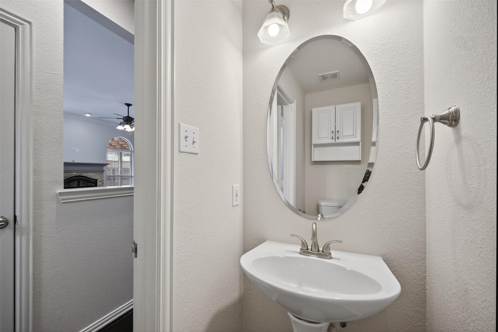 1203 Rainforest Lane - Photo 31