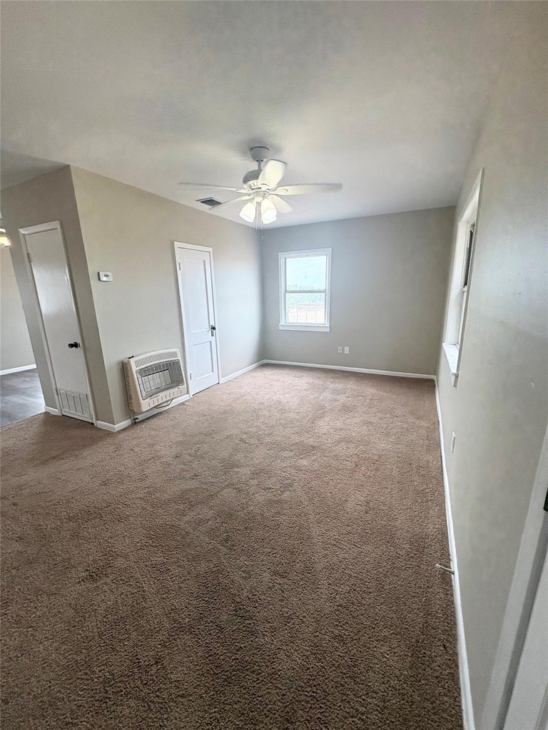 7015 Fm 920 - Photo 3