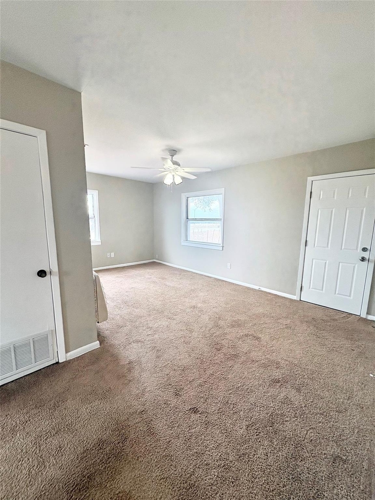 7015 Fm 920 - Photo 2