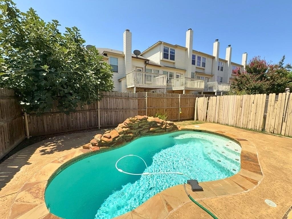 12614 Oceanside Drive - Photo 0
