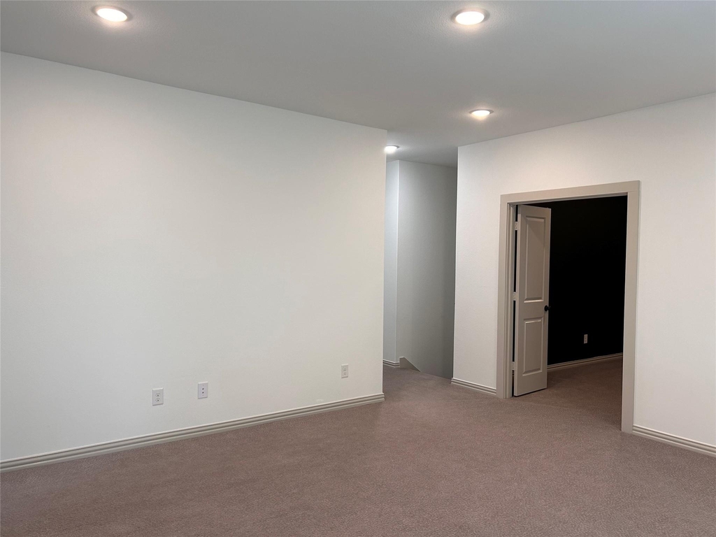 2712 Rolling Meadow Road - Photo 14