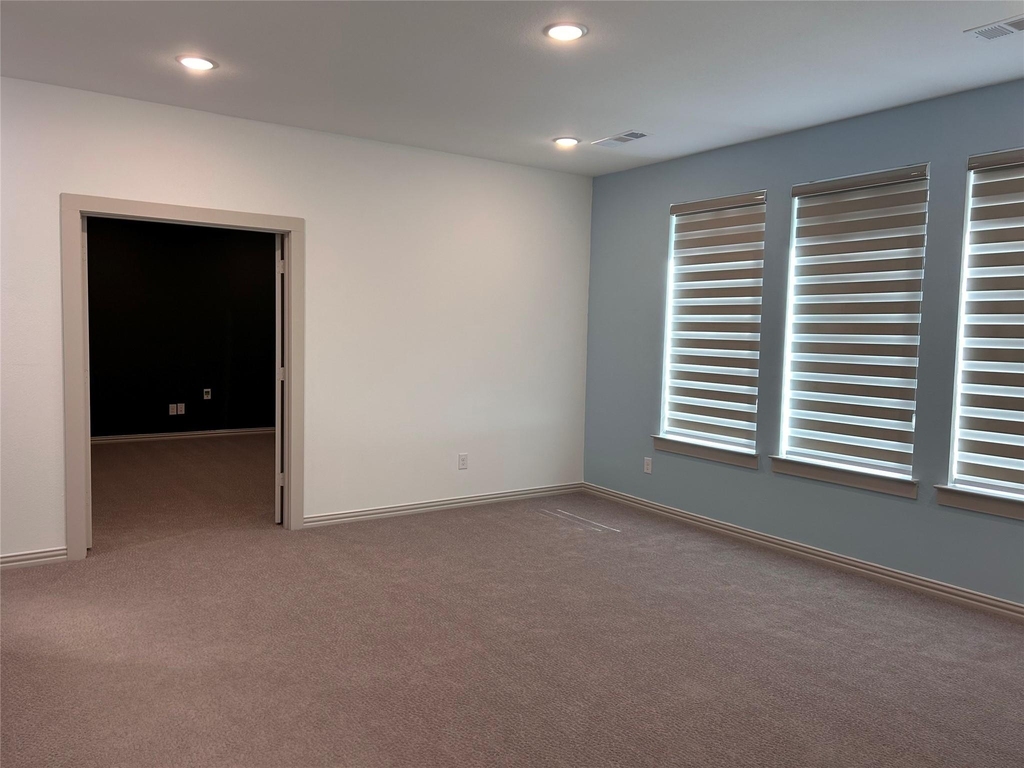 2712 Rolling Meadow Road - Photo 15