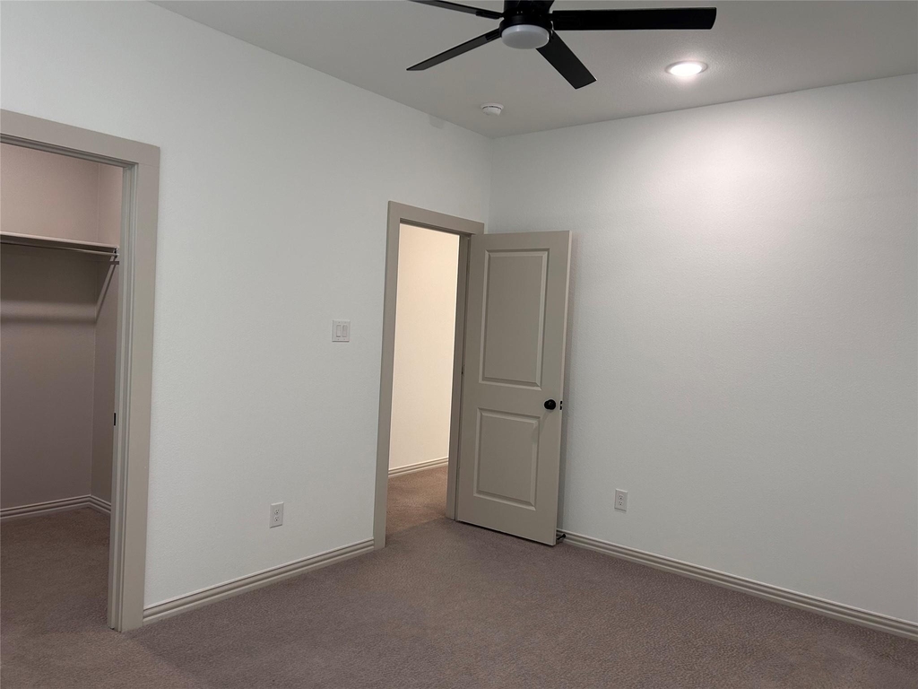 2712 Rolling Meadow Road - Photo 19