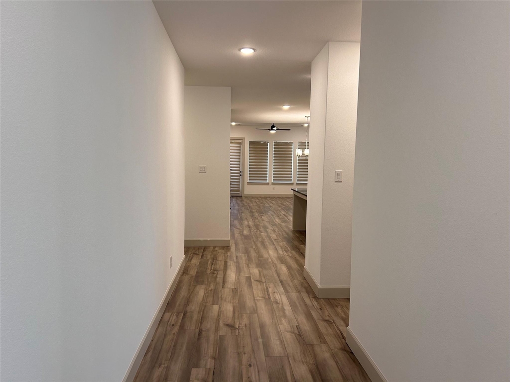 2712 Rolling Meadow Road - Photo 4