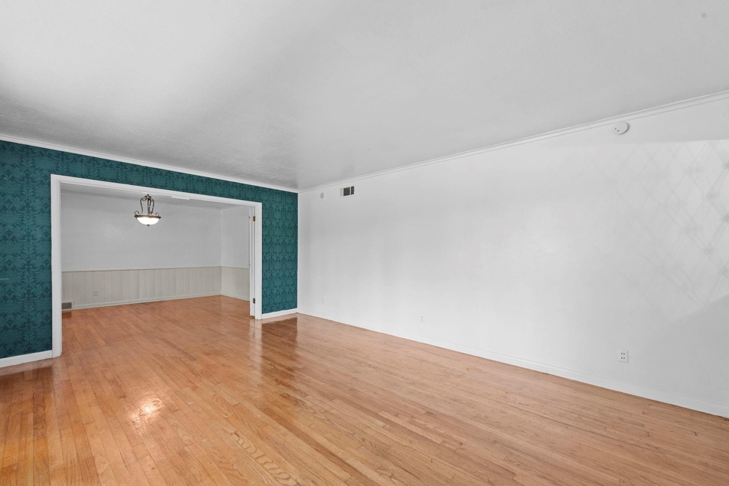 5007 Rockport Drive - Photo 2