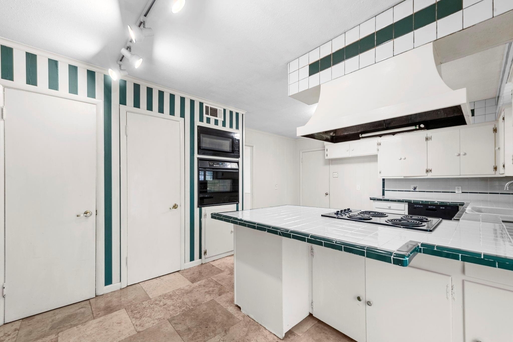 5007 Rockport Drive - Photo 7