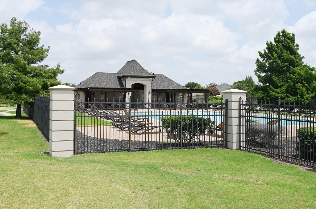 3924 Palace Place - Photo 22