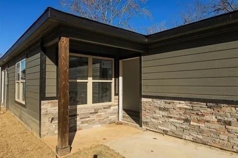 410 S 2nd Street - Photo 1