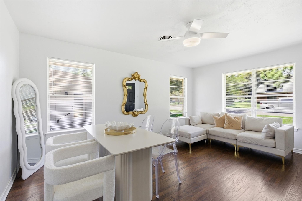 6565 Ascot Lane - Photo 4