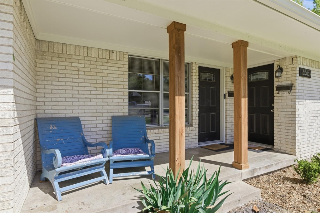 6565 Ascot Lane - Photo 2