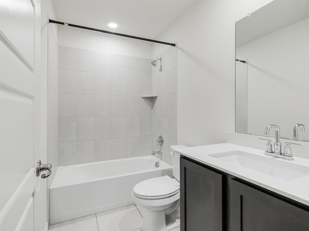 9812 Autumn Leaves Lane - Photo 5