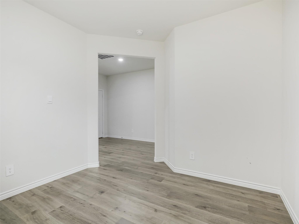 9812 Autumn Leaves Lane - Photo 7