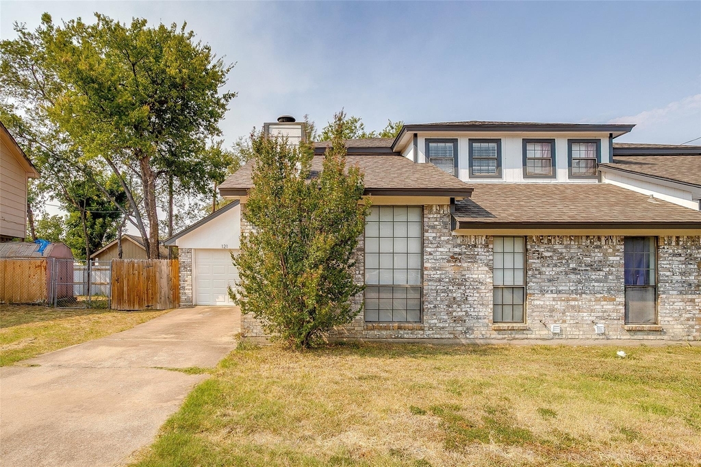 121 Myers Drive - Photo 0