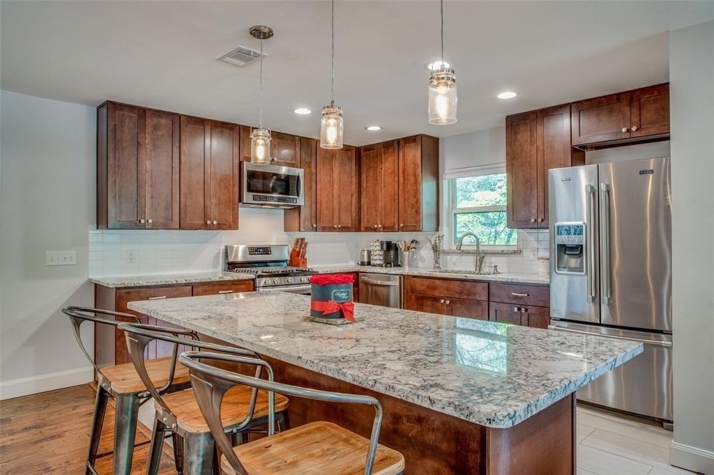 2824 W Kiest Boulevard - Photo 8